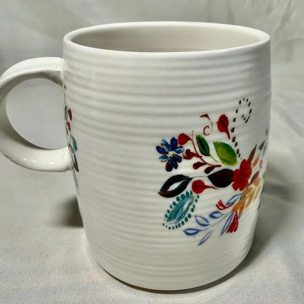 Anthropologie Starla Halfmann monogram mug letter D white floral folk art 12oz